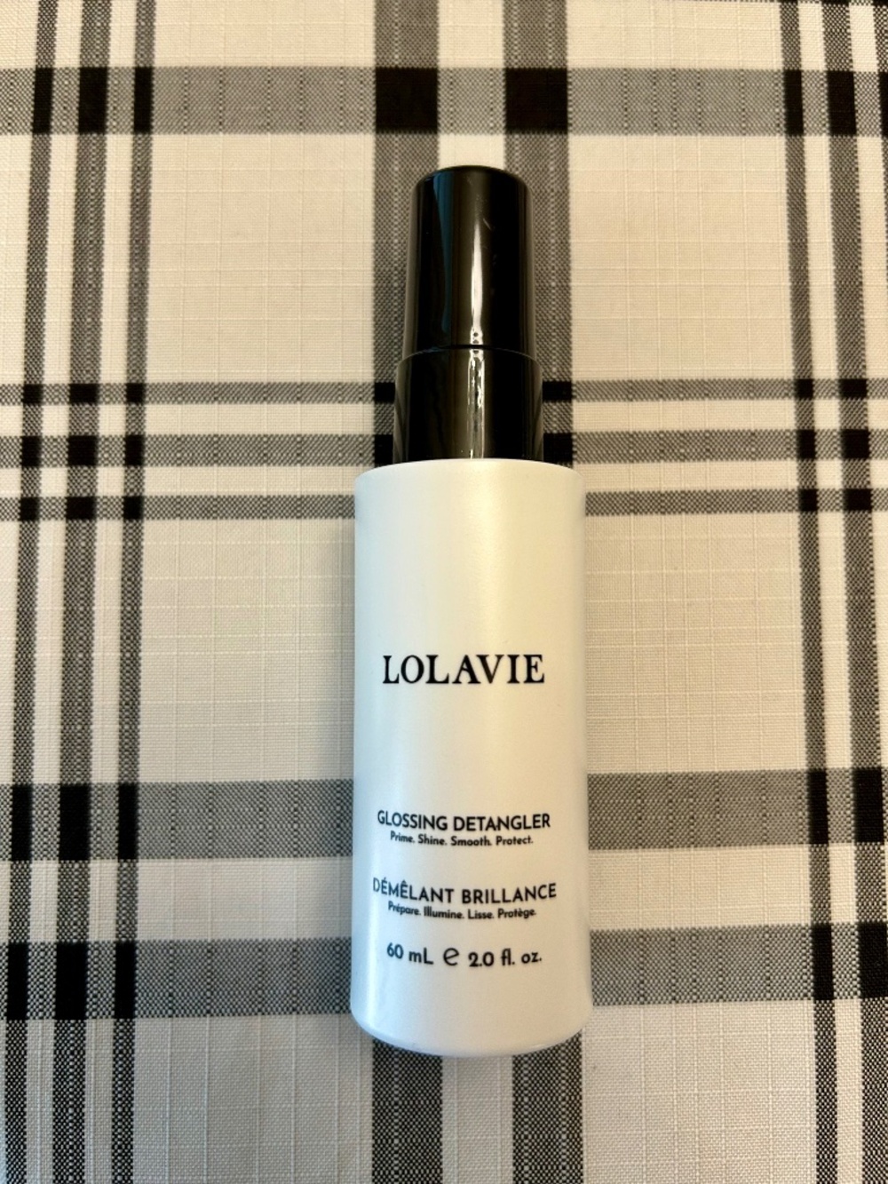 Brand New LolaVie Glossing Detangler Travel Size 2 Fluid Ounce